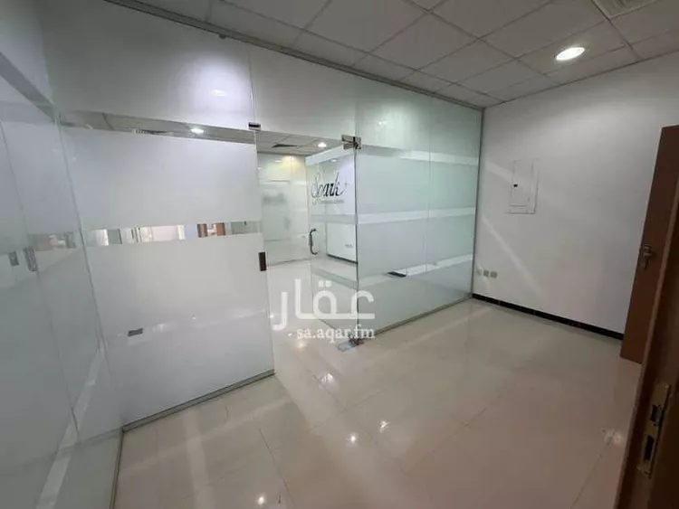 مكتب تجاري للإيجار في شارع الثمامه, حي الصحافة, مدينة الرياض, منطقة الرياض صورة 5