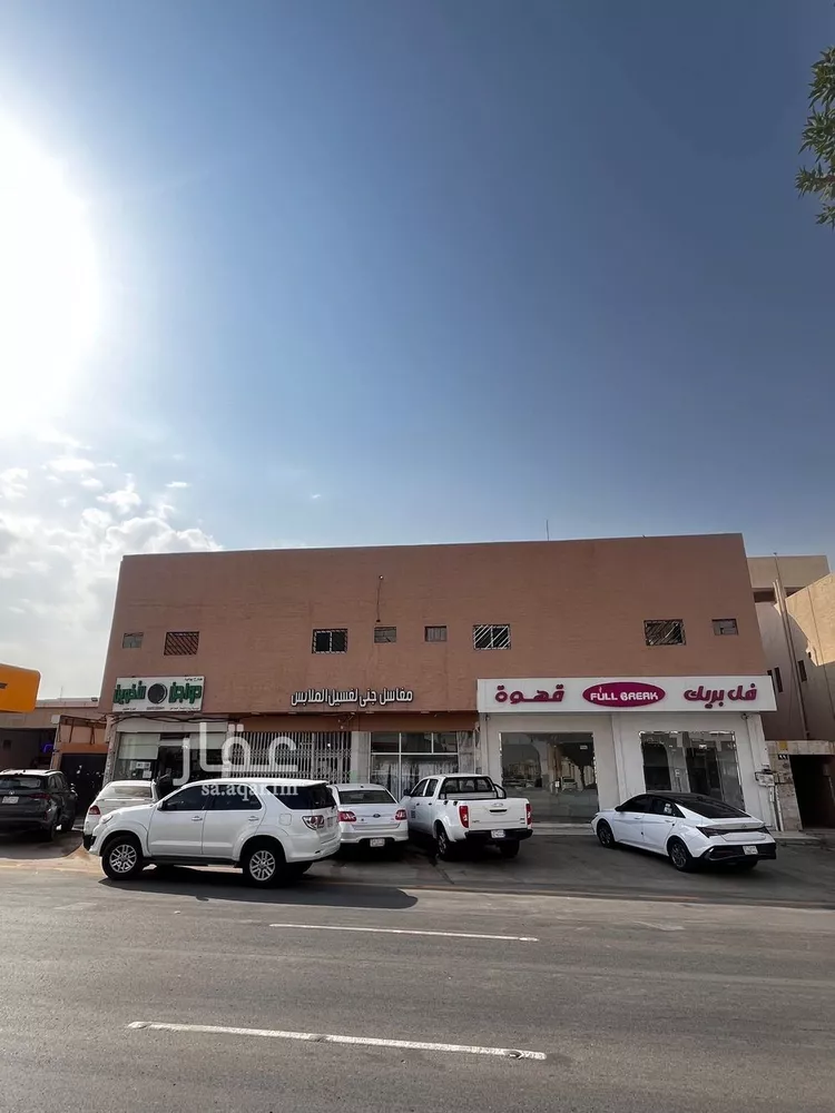 محل للإيجار في شارع الشيخ عبدالعزيز بن محمد بن علي, حي ظهرة البديعة, مدينة الرياض, منطقة الرياض