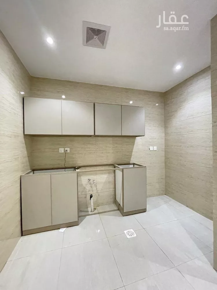 عمارة للإيجار في شارع ناصر الحصام, حي المروة, مدينة الرياض, منطقة الرياض صورة 3