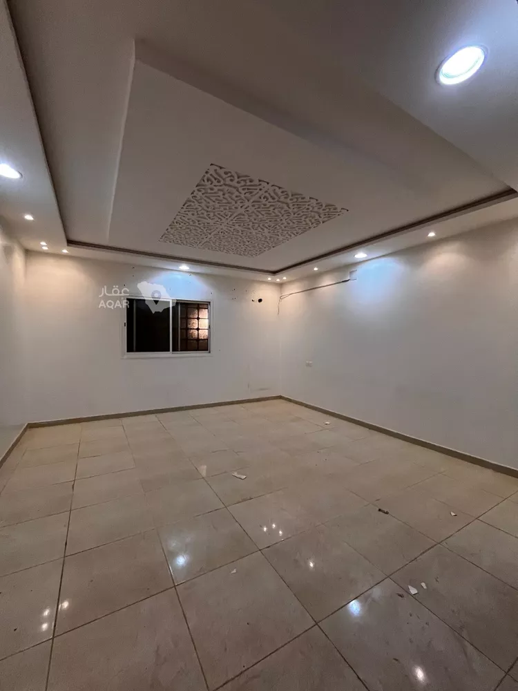 فيلا للإيجار في شارع أحمد المروزي, حي عكاظ, مدينة الرياض, منطقة الرياض 8