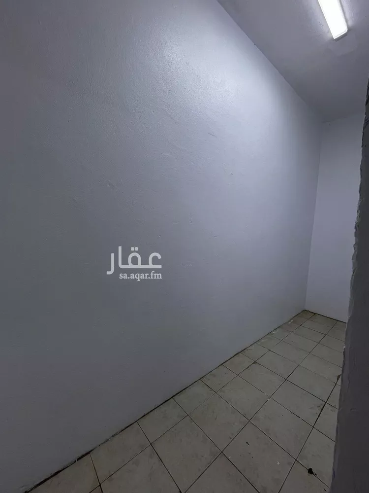 شقة للإيجار في شارع البرادية, حي الدار البيضاء, مدينة الرياض, منطقة الرياض 8