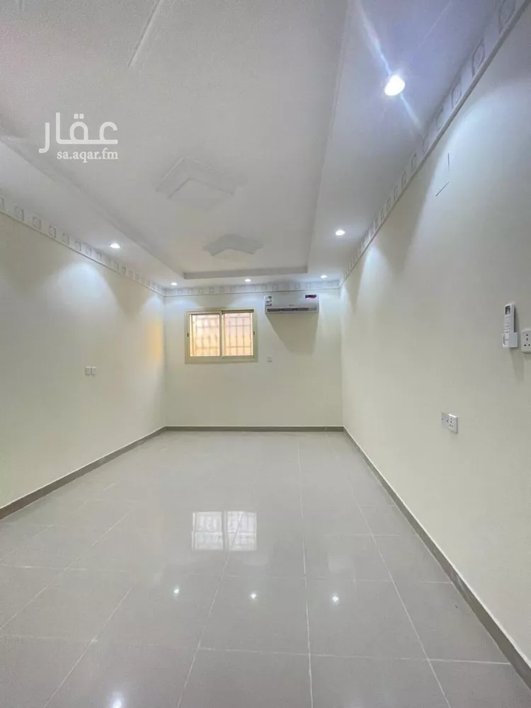 شقة للإيجار في شارع يثرب, حي بدر, مدينة الرياض, منطقة الرياض صورة 2