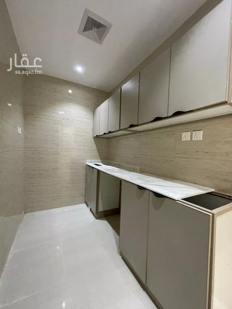 عمارة للإيجار في شارع ناصر الحصام, حي المروة, مدينة الرياض, منطقة الرياض صورة 5