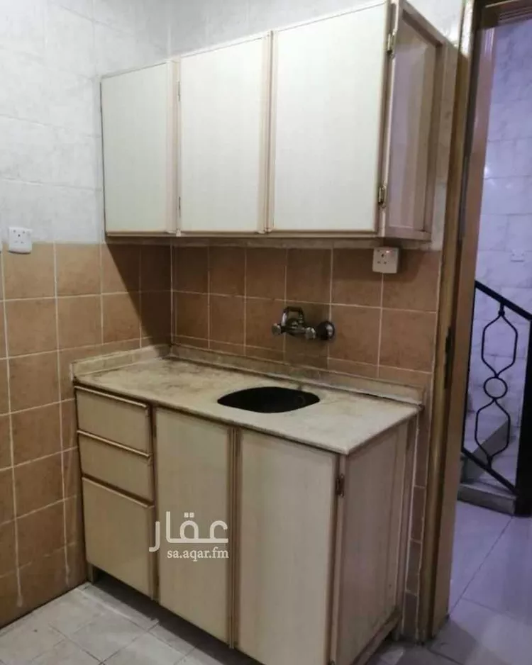 شقة للإيجار في شارع ابو الوفاء الاصبهاني, حي الخالدية, مدينة نجران, منطقة نجران 9