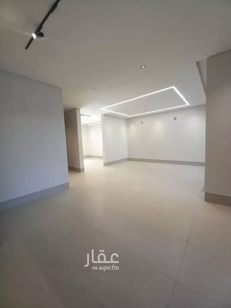 فيلا للبيع في شارع السلطان ابو المغازي, حي ضاحية الملك فهد, مدينة الدمام, المنطقة الشرقية 8