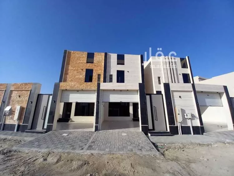 فيلا للبيع في شارع انس الحرثي, حي ضاحية الملك فهد, مدينة الدمام, المنطقة الشرقية صورة 2