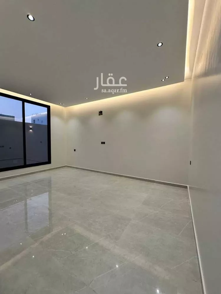 فيلا للبيع في شارع مالك ابن عمر السلمي, حي ضاحية الملك فهد, مدينة الدمام, المنطقة الشرقية صورة 3