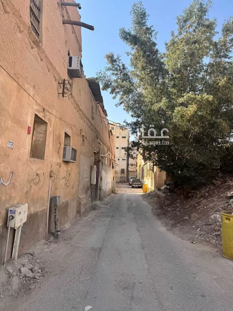 أرض للبيع في شارع محمد بن وهيب, حي الديرة, مدينة الرياض, منطقة الرياض