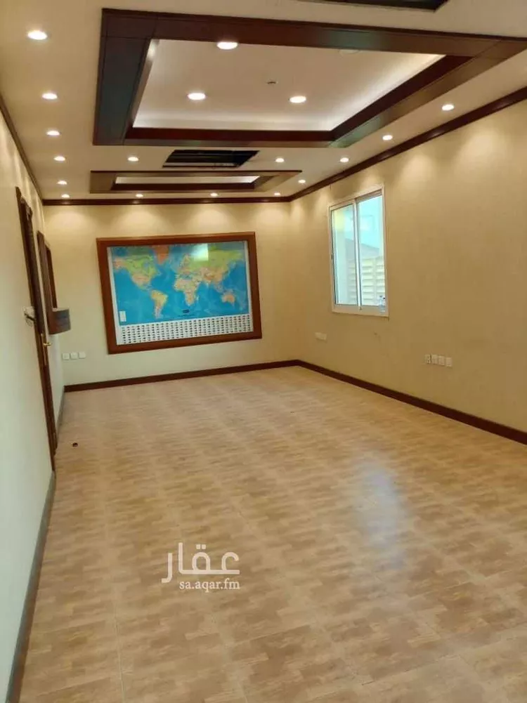 مكتب تجاري للإيجار في شارع الملك عبدالعزيز ابن عبدالرحمن سعود الفرعي, حي المروج, مدينة الرياض, منطقة الرياض 12