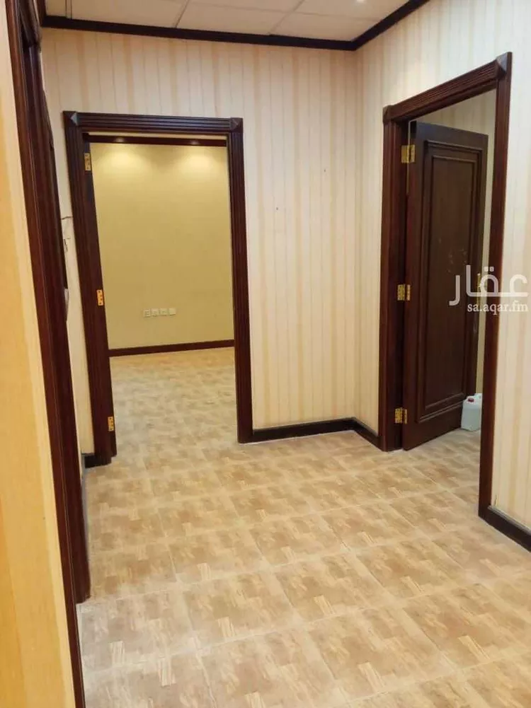 مكتب تجاري للإيجار في شارع الملك عبدالعزيز ابن عبدالرحمن سعود الفرعي, حي المروج, مدينة الرياض, منطقة الرياض 8