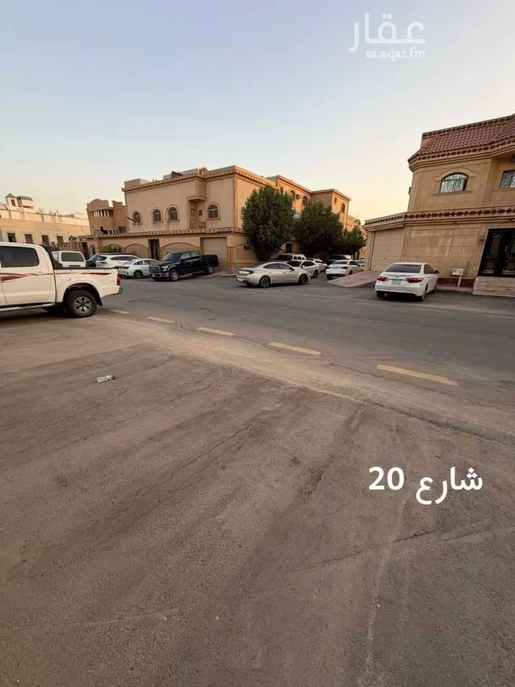 فيلا للبيع في شارع محمد بن أحمد بن علوان, حي إشبيلية, مدينة الرياض, منطقة الرياض صورة 3