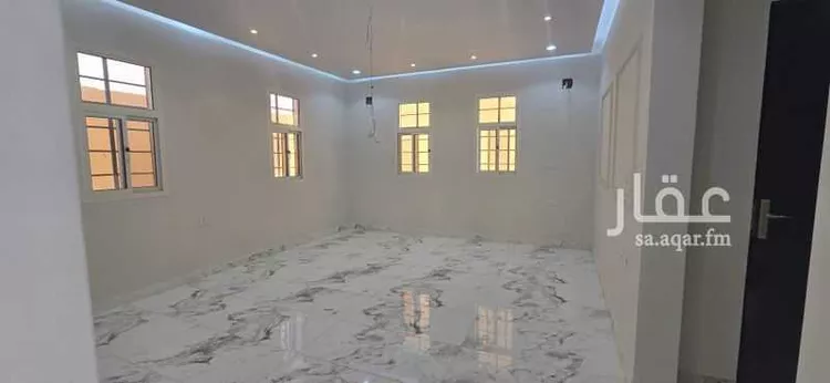 فيلا للبيع في شارع اليرموك 223, حي اليرموك, مدينة حفر الباطن, المنطقة الشرقية صورة 3