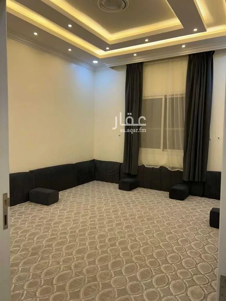 شقة للإيجار في شارع عقرباء 136 ، العيينة ، الدرعية 1 صورة