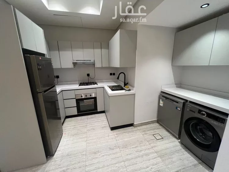 شقة للإيجار في شارع سعود بن عبدالعزيز بن محمد الفرعي, حي الملك فهد, مدينة الرياض, منطقة الرياض صورة 2