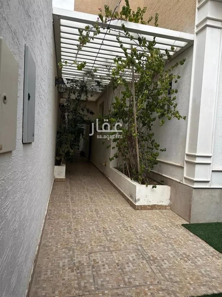 فيلا للبيع في شارع أحمد بن سعد, حي القيروان, مدينة الرياض, منطقة الرياض صورة 3