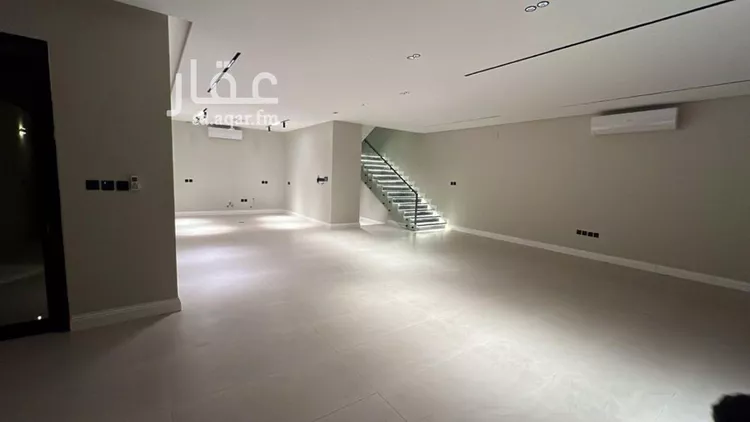 فيلا للإيجار في شارع القبيعة, حي العارض, مدينة الرياض, منطقة الرياض