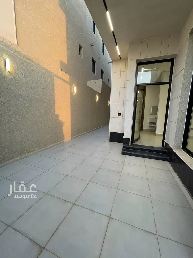 فيلا للبيع في شارع عيسى ابن سلمان خليفه, حي المعيزيلة, مدينة الرياض, منطقة الرياض