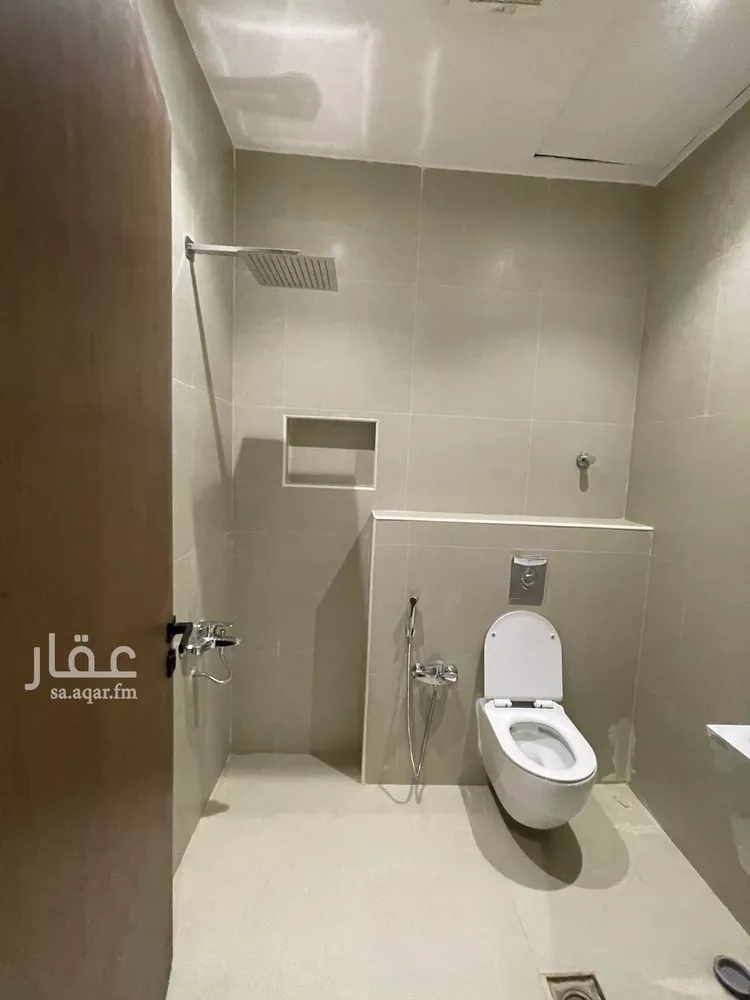 فيلا للبيع في شارع عيسى ابن سلمان خليفه, حي المعيزيلة, مدينة الرياض, منطقة الرياض