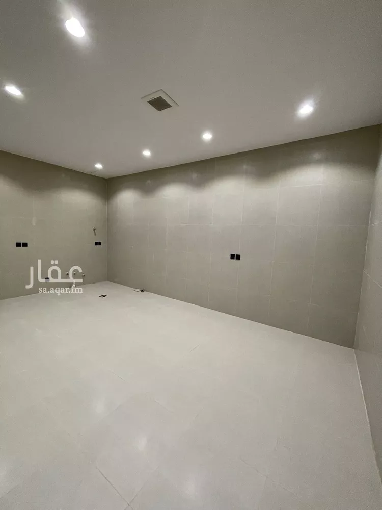 فيلا للبيع في شارع عيسى ابن سلمان خليفه, حي المعيزيلة, مدينة الرياض, منطقة الرياض صورة 2