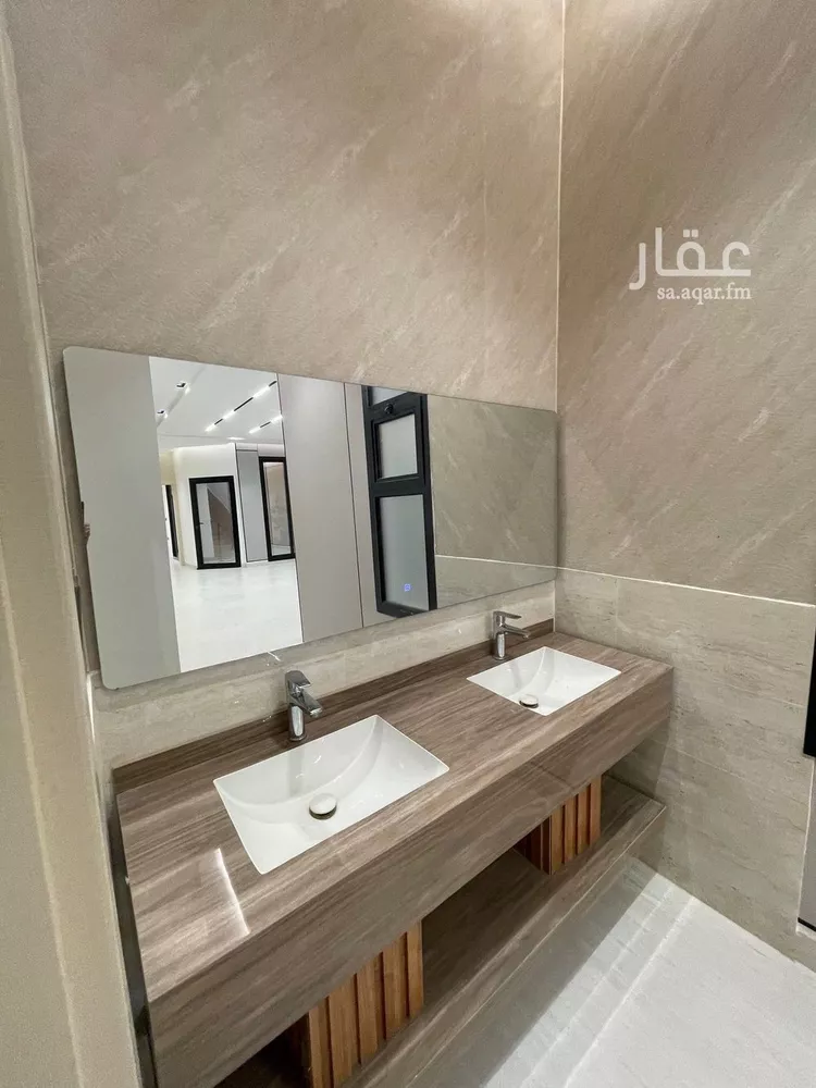 فيلا للبيع في شارع سما نجد, حي الرمال, مدينة الرياض, منطقة الرياض صورة 3