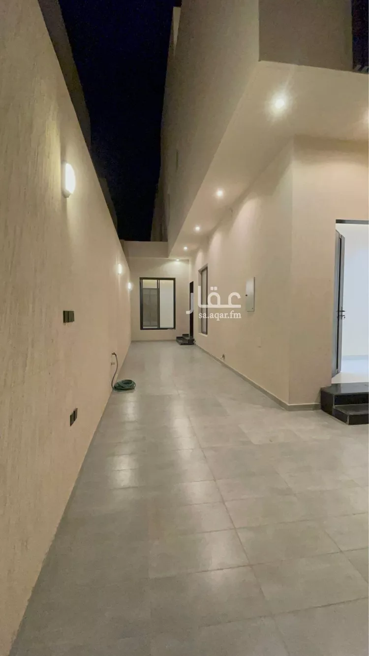 فيلا للبيع في شارع زياد بن أيوب, حي الرمال, مدينة الرياض, منطقة الرياض 9