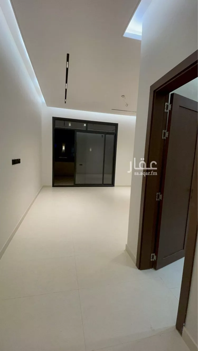 فيلا للبيع في شارع سما نجد, حي الرمال, مدينة الرياض, منطقة الرياض صورة 2