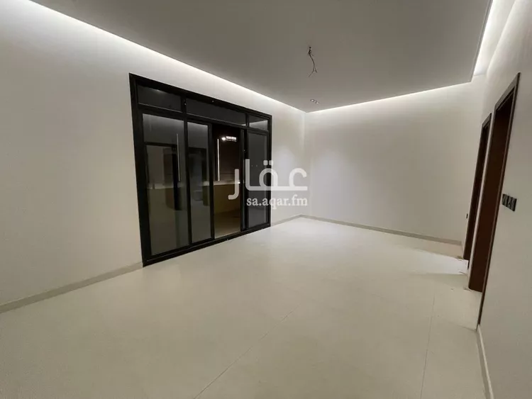 فيلا للبيع في شارع سما نجد, حي الرمال, مدينة الرياض, منطقة الرياض 7