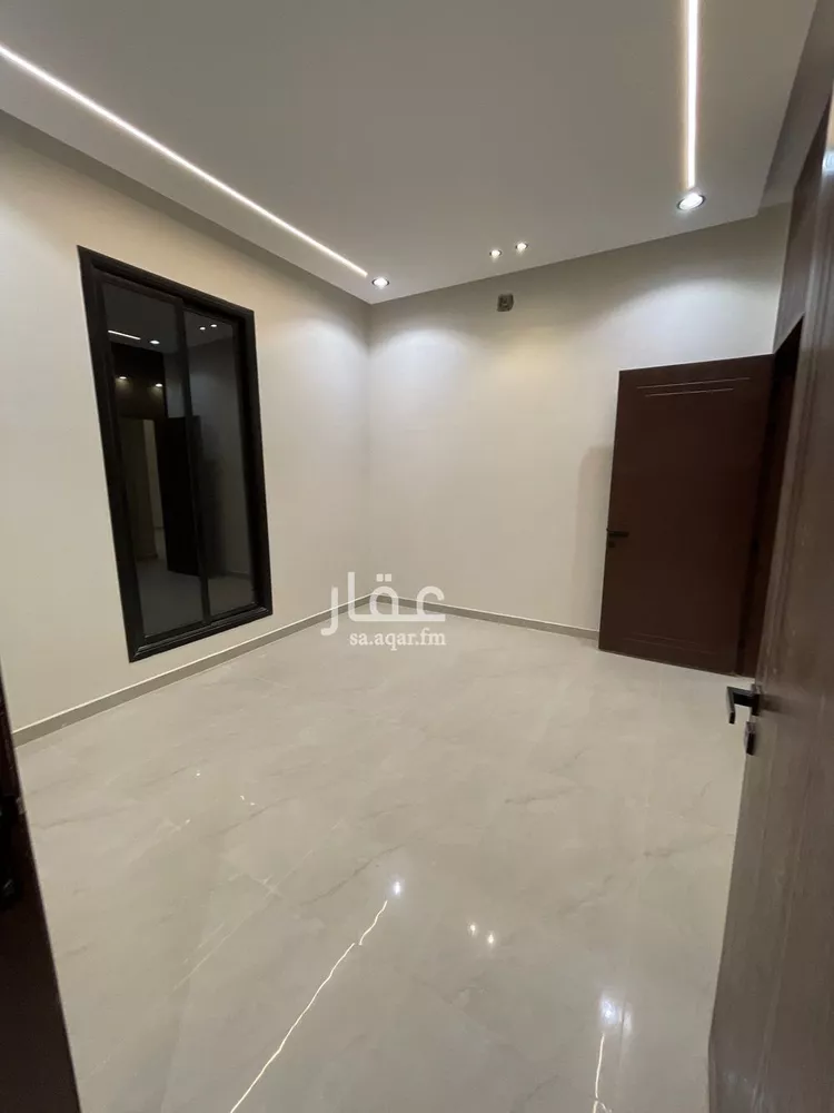 فيلا للبيع في شارع بوابة الشرق, حي الجنادرية, مدينة الرياض, منطقة الرياض 8