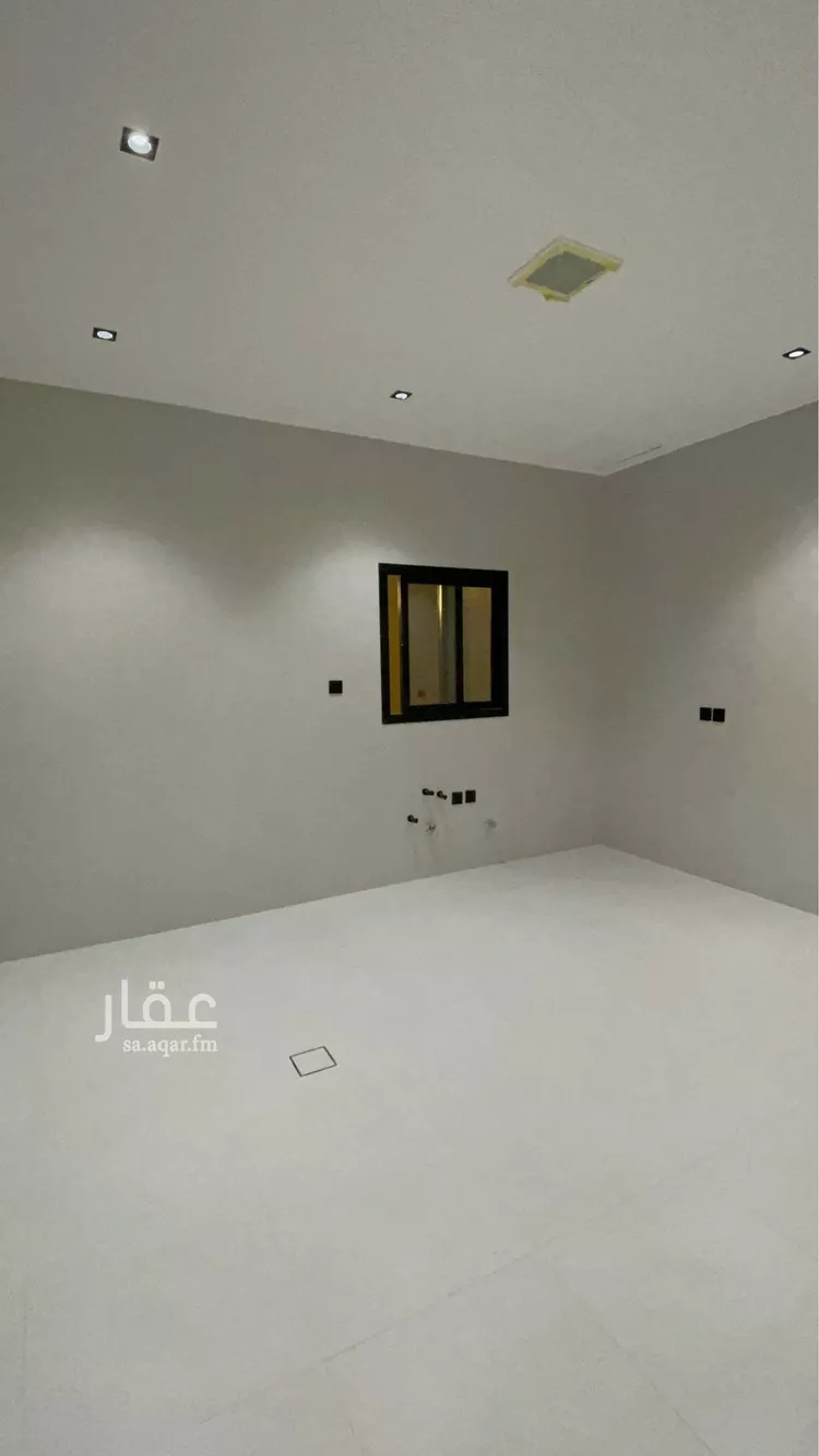 فيلا للبيع في شارع زياد بن أيوب, حي الرمال, مدينة الرياض, منطقة الرياض 15