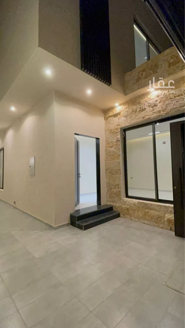 فيلا للبيع في شارع زياد بن أيوب, حي الرمال, مدينة الرياض, منطقة الرياض 8