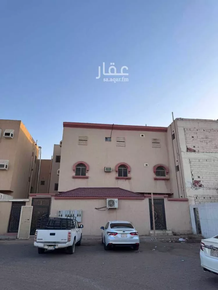 عمارة للبيع في شارع عمر ابن عبدالمنعم الطائي, حي سكة الحديد, مدينة المدينة المنورة, منطقة المدينة المنورة