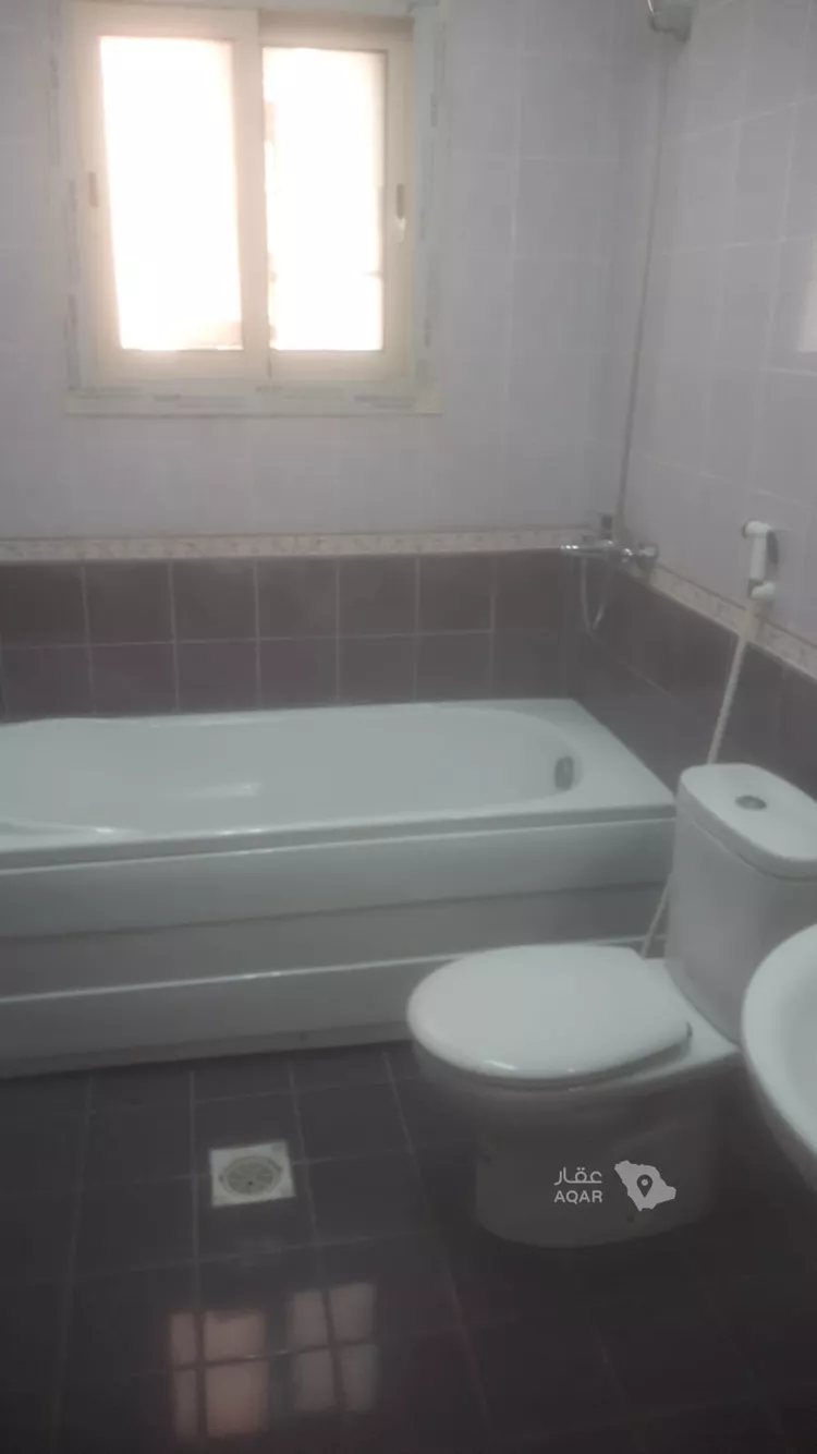Apartment for Rent in Jeddah As Safaa 8
