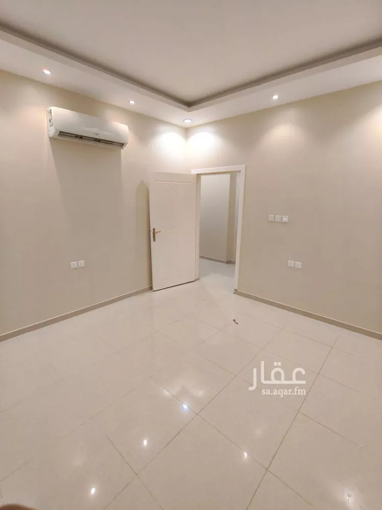 شقة للإيجار في شارع ابراهيم بن الاحمدي, حي القيروان, مدينة الرياض, منطقة الرياض