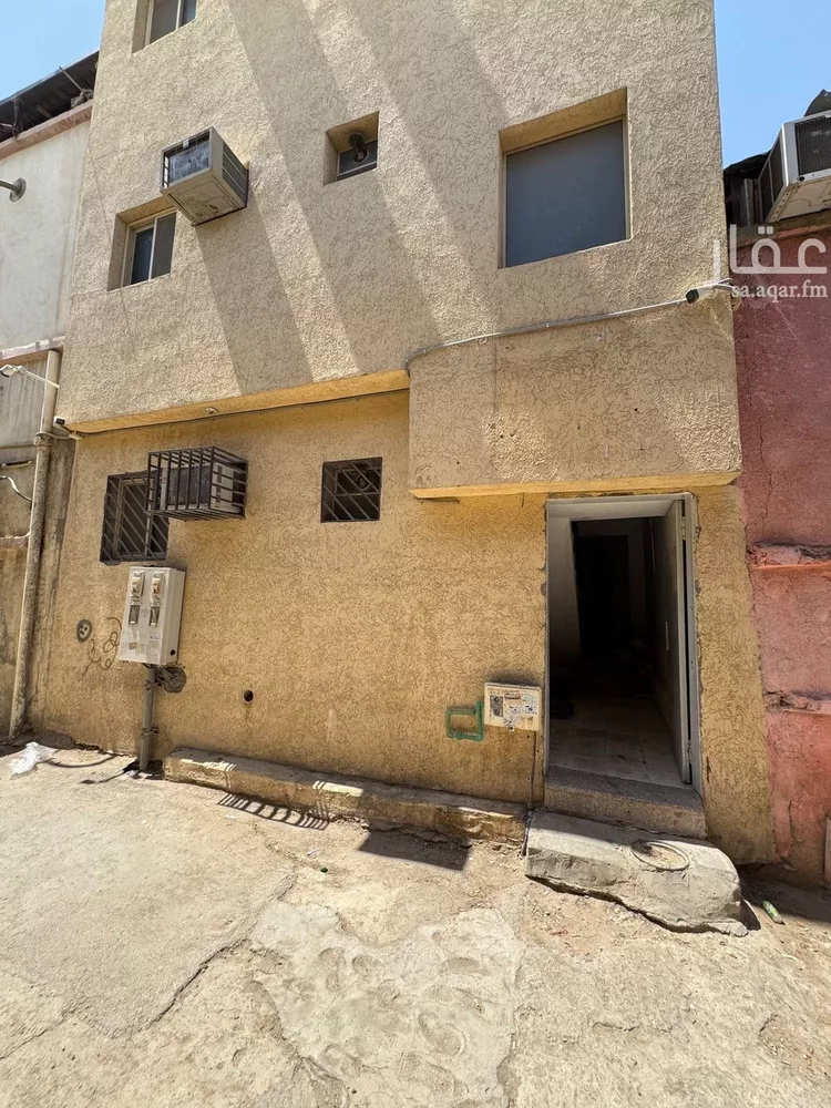 Building for Sale in Riyadh As Salhiyah