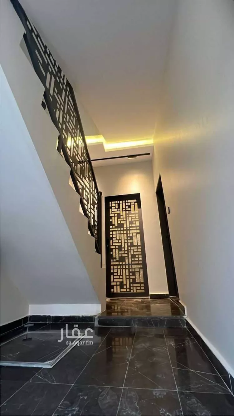 Building for Sale in Riyadh Skirinah صورة 2