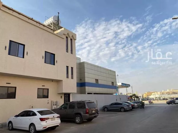 Building for Rent in Riyadh Umm Al Hamam Al Sharqi