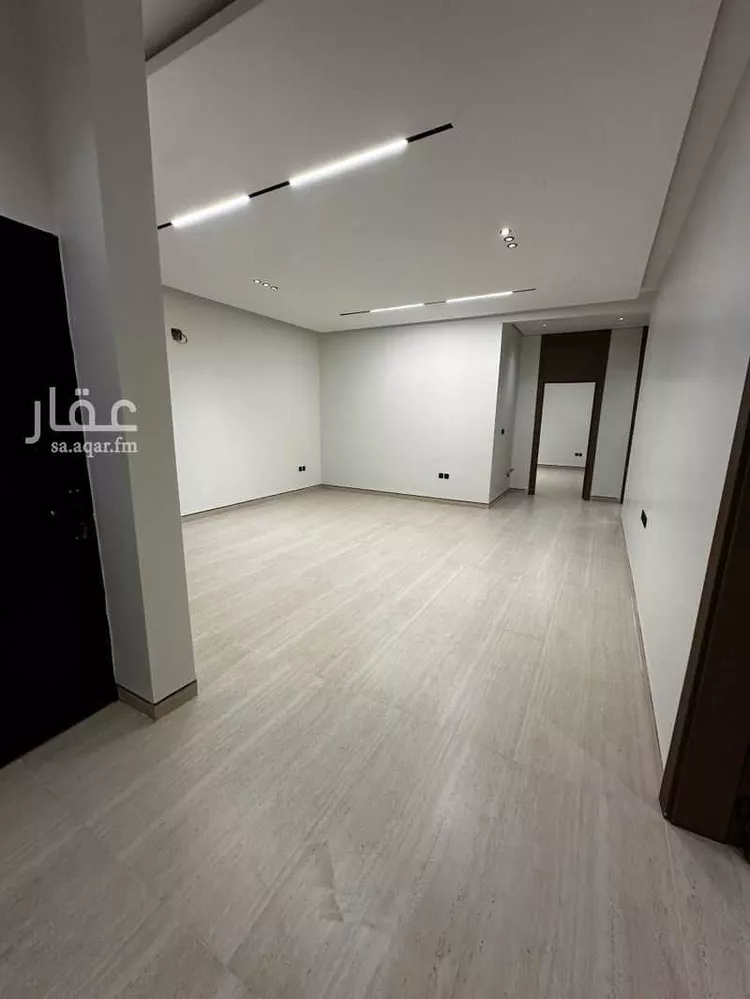 دور للبيع في شارع احمد, حي النظيم, مدينة الرياض, منطقة الرياض صورة 2