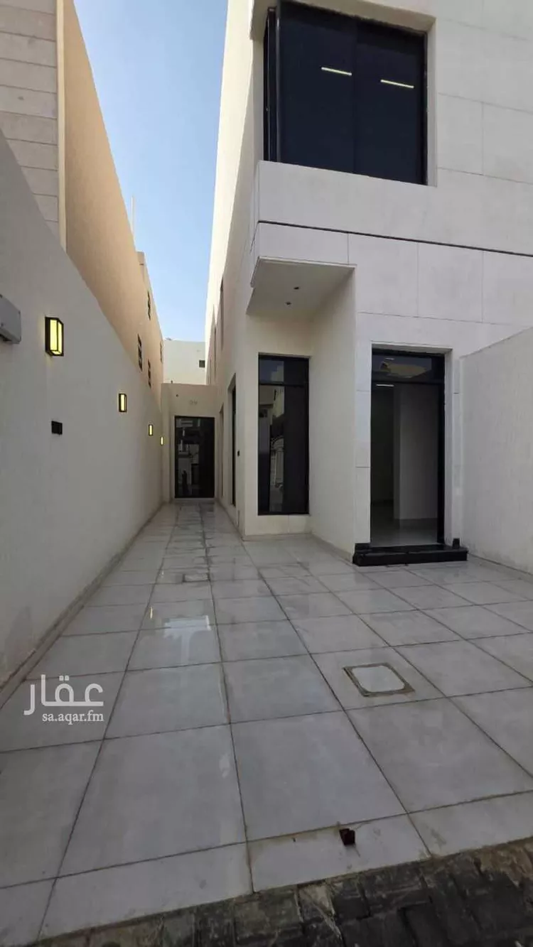 دور للبيع في شارع جعفر بن ثوابة, حي الرمال, مدينة الرياض, منطقة الرياض صورة 2