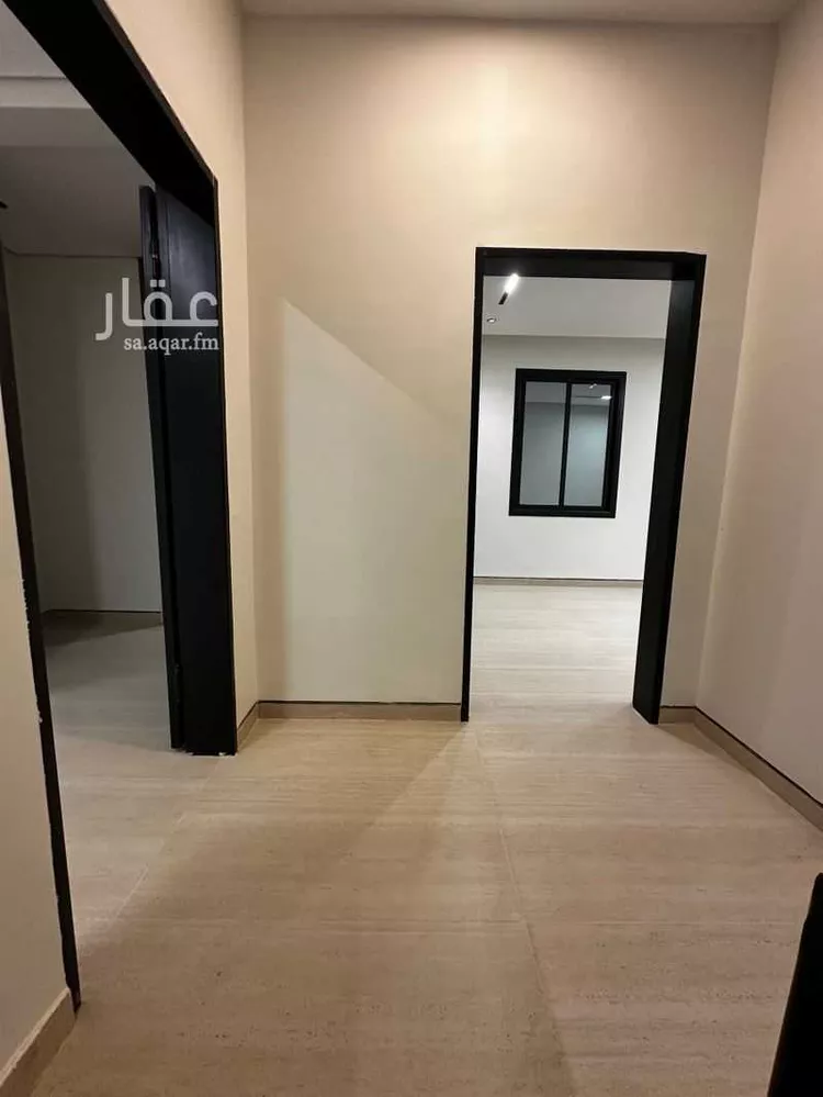 دور للبيع في شارع احمد, حي النظيم, مدينة الرياض, منطقة الرياض صورة 3