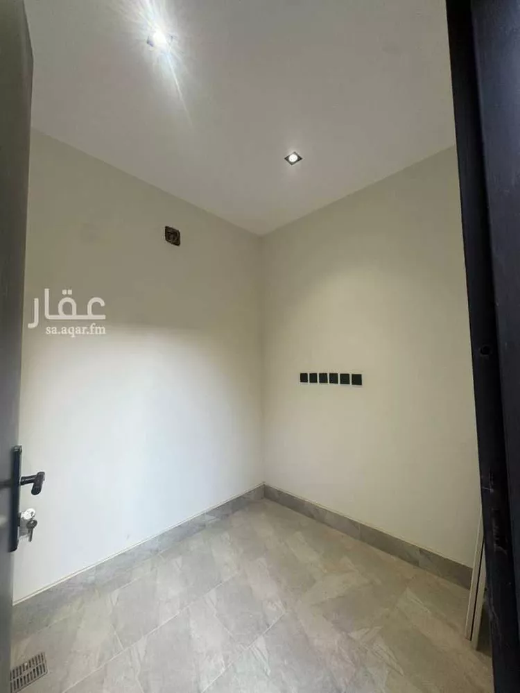 فيلا للإيجار في شارع جبل الضبيان, حي الرمال, مدينة الرياض, منطقة الرياض 14