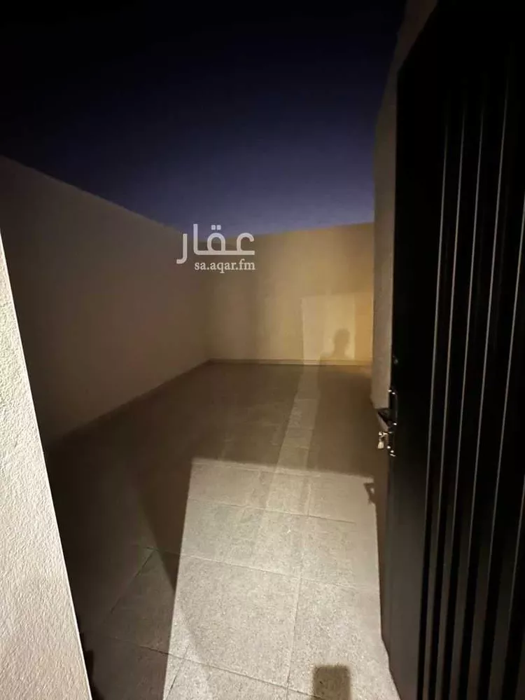 دور للبيع في شارع احمد, حي النظيم, مدينة الرياض, منطقة الرياض 7