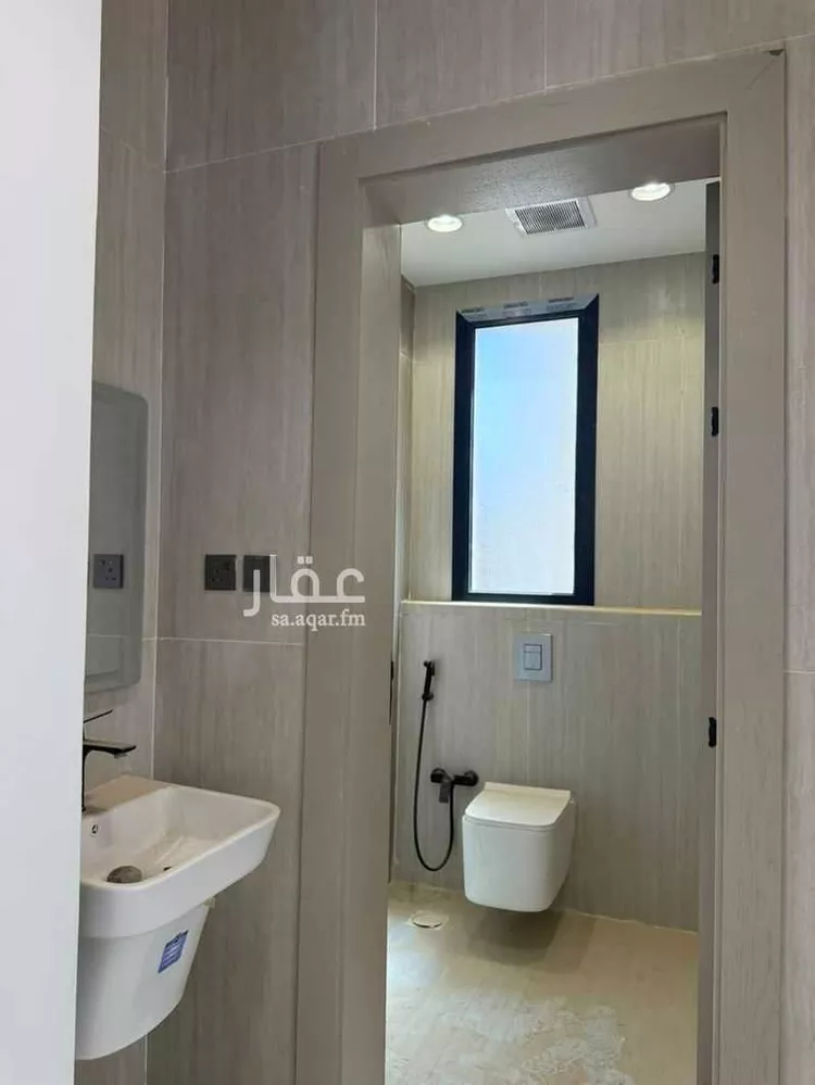 دور للبيع في شارع الموثب, حي غرناطة, مدينة الرياض, منطقة الرياض 23