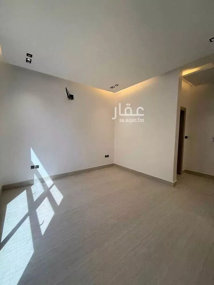 دور للبيع في شارع الموثب, حي غرناطة, مدينة الرياض, منطقة الرياض 25