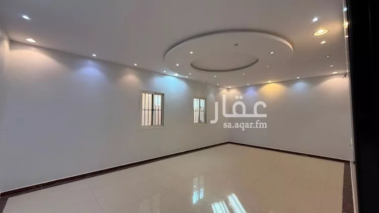 فيلا للإيجار في شارع حسن حسني عبدالوهاب, حي الرمال, مدينة الرياض, منطقة الرياض صورة 3