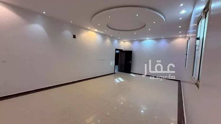 فيلا للإيجار في شارع حسن حسني عبدالوهاب, حي الرمال, مدينة الرياض, منطقة الرياض صورة 4