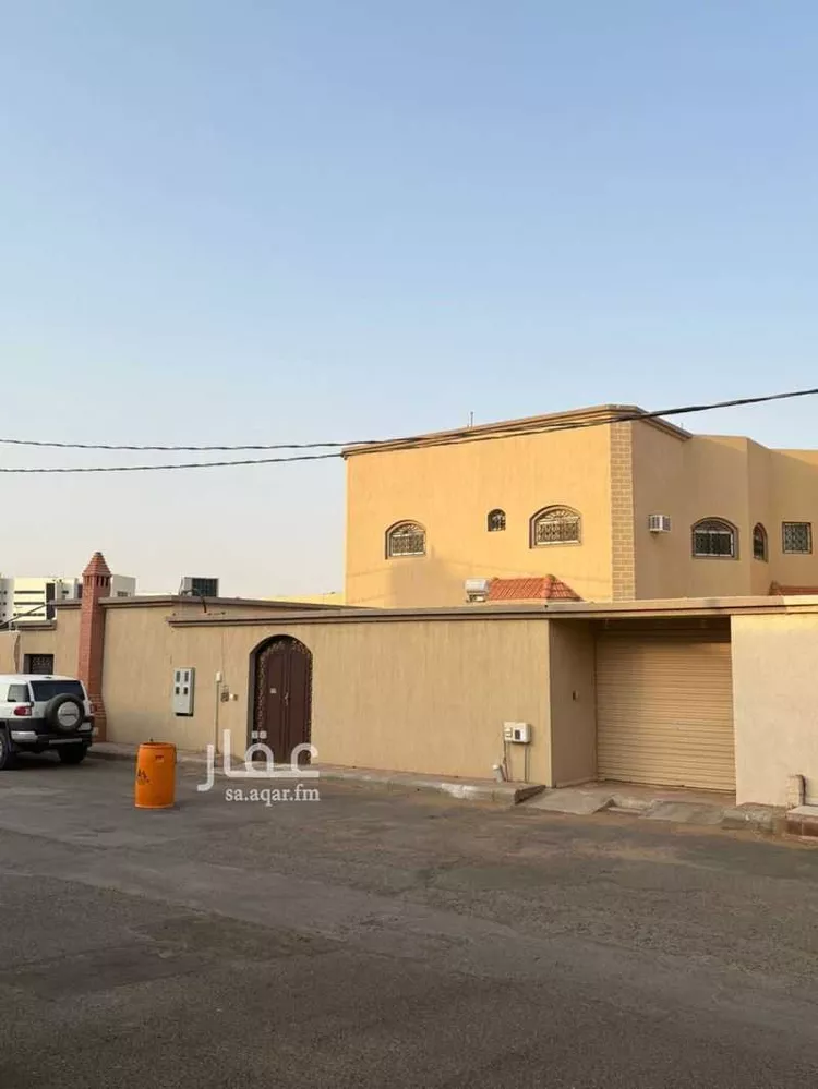 فيلا للبيع في شارع الجامع الاموي ، حي النقرة ، حائل ، منطقة حائل صورة 3