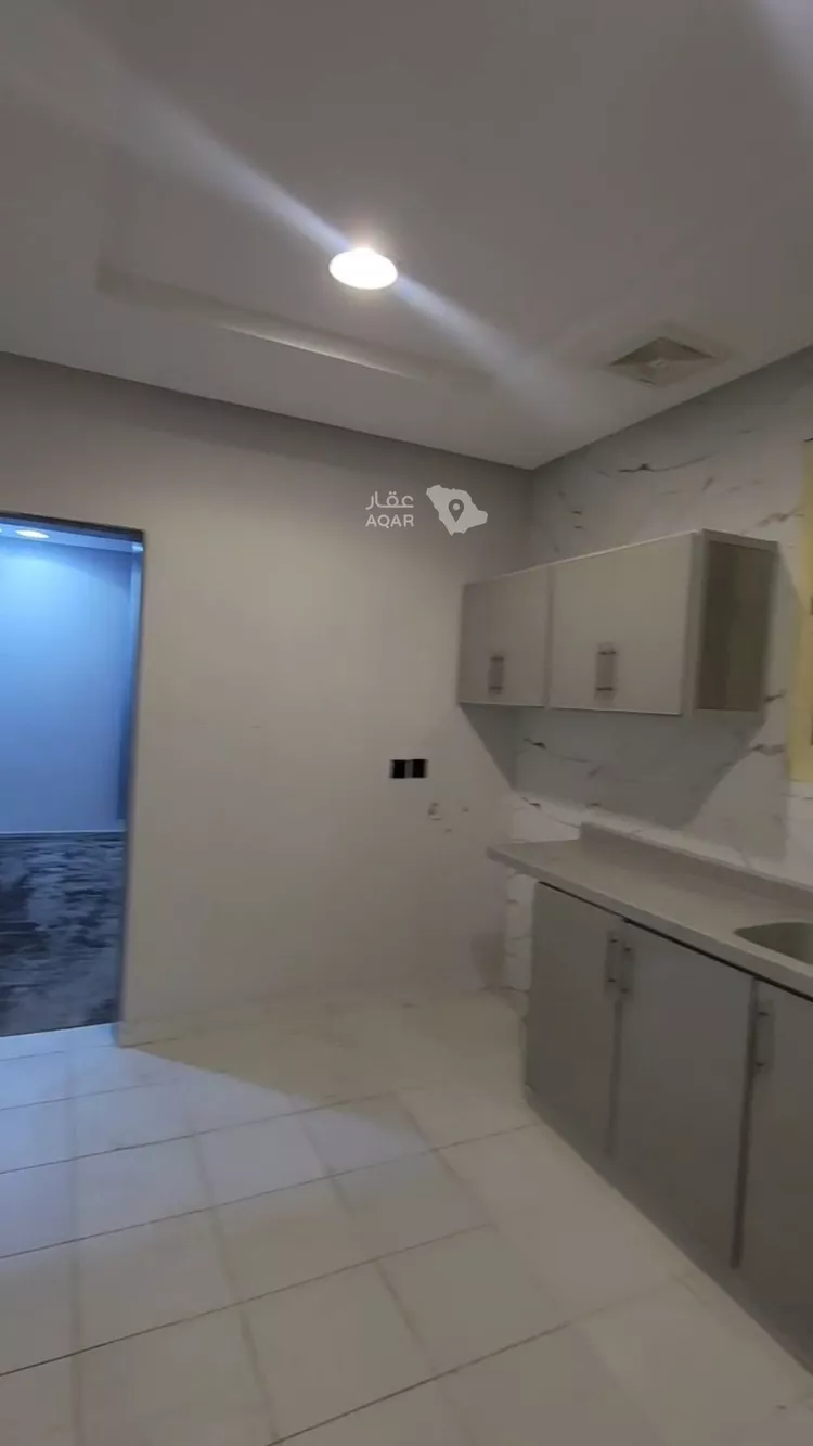 شقة للإيجار في شارع عبدالله بن قيس, حي إشبيلية, مدينة الرياض, منطقة الرياض 7