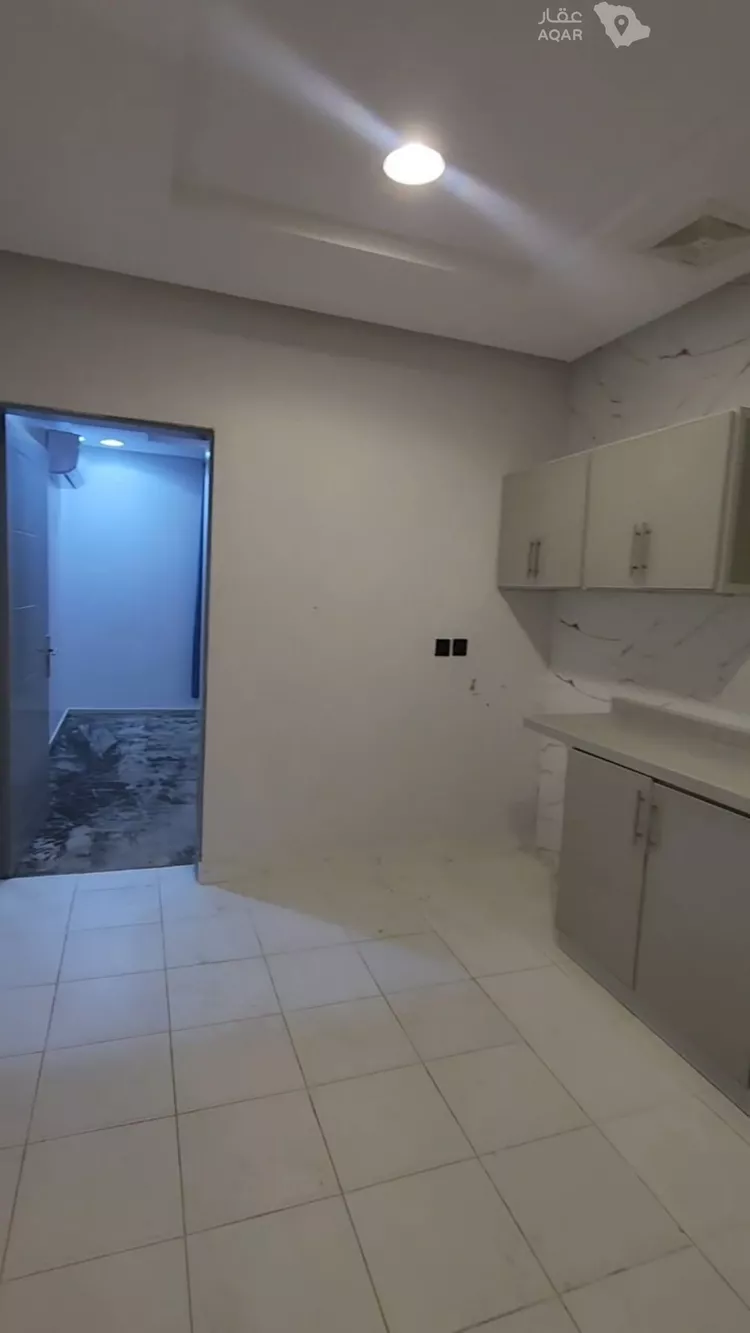 شقة للإيجار في شارع عبدالله بن قيس, حي إشبيلية, مدينة الرياض, منطقة الرياض 6
