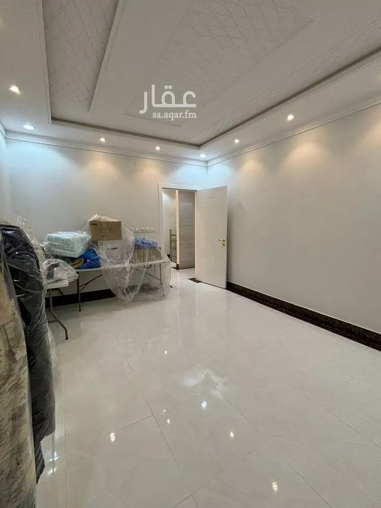 فيلا للإيجار في شارع عمر بن علي الجعدي, حي طويق, مدينة الرياض, منطقة الرياض صورة 4