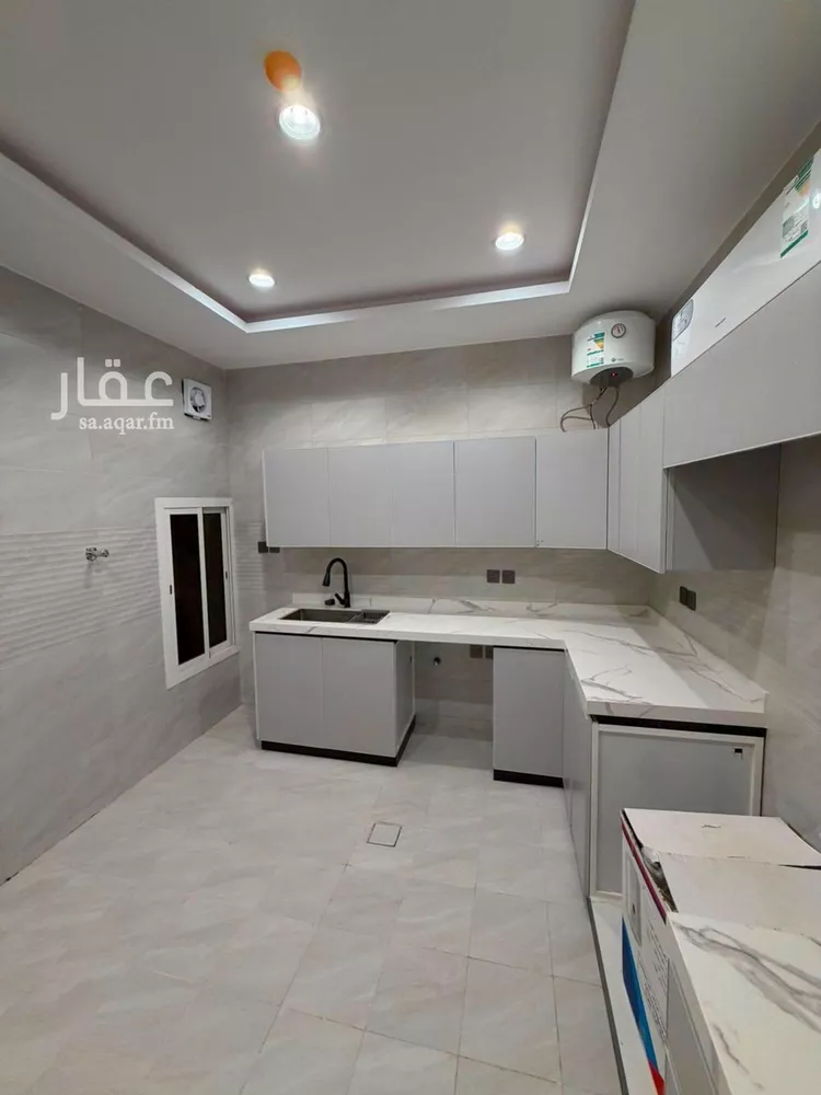 عمارة للإيجار في شارع السيل الكبير, حي المهدية, مدينة الرياض, منطقة الرياض 11